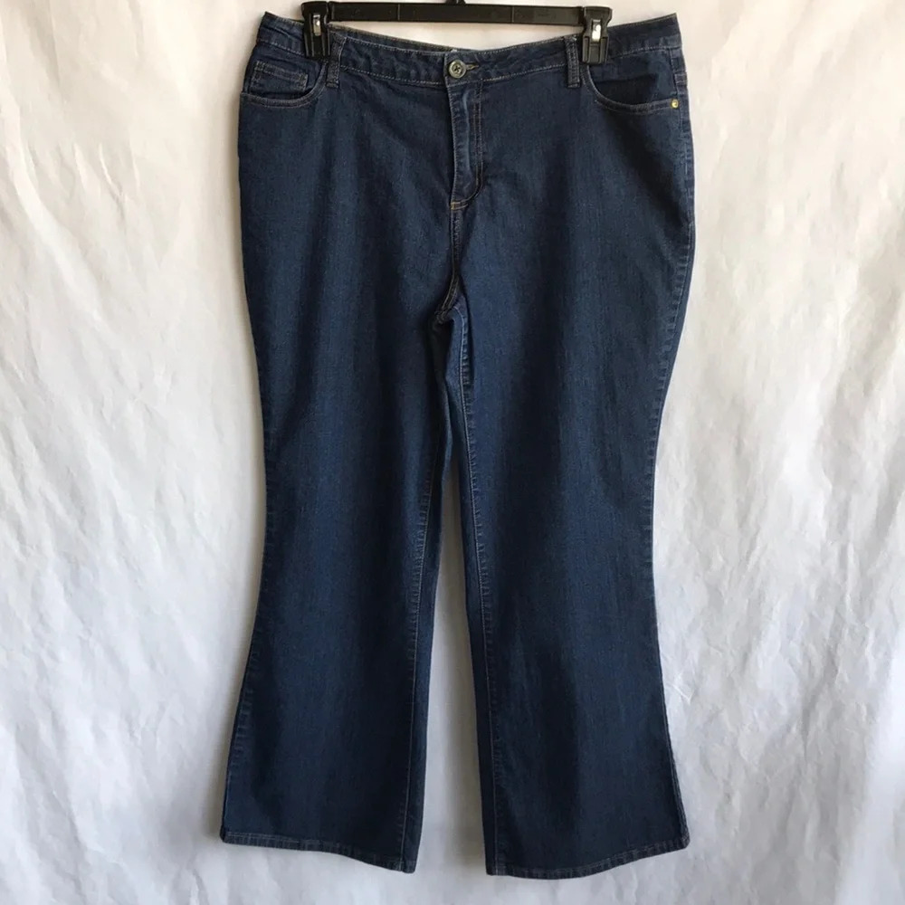 Destiny Platinum dark wash flare jeans, size 16W
